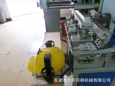 S4S四色穿梭印工作帽 革新印刷工藝，力天機(jī)械領(lǐng)航行業(yè)新紀(jì)元
