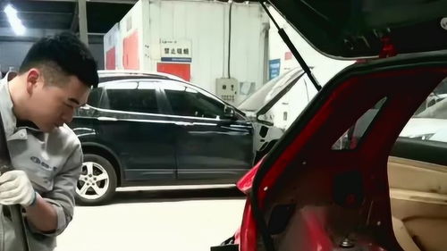 汽車維修與保養(yǎng) 光鮮背后的汗水與堅(jiān)持